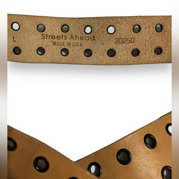 STREETS AHEAD Tan Leather Belt EUC! - Picture 2 of 5
